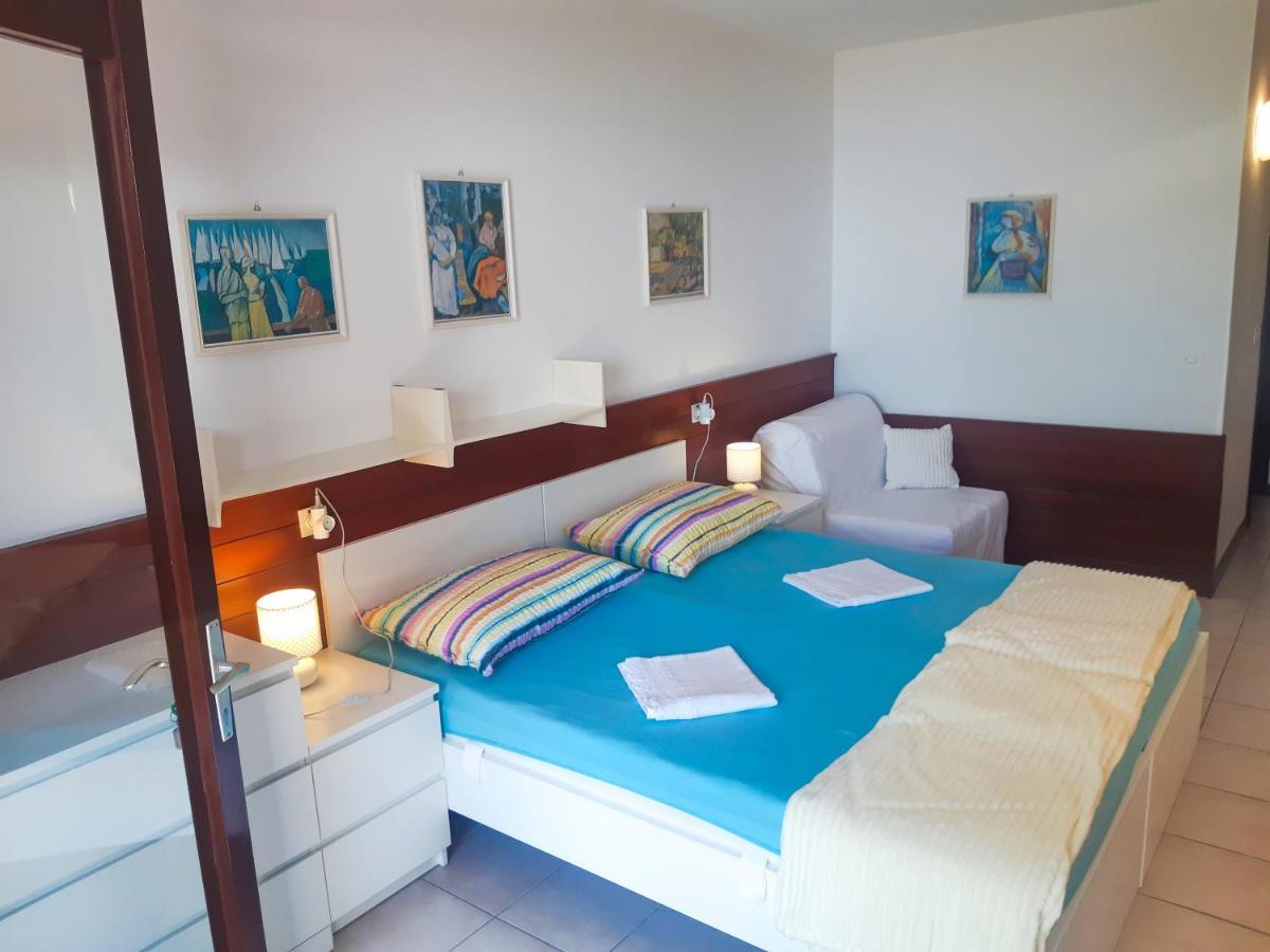 Apartmani Jutro Novalja Εξωτερικό φωτογραφία