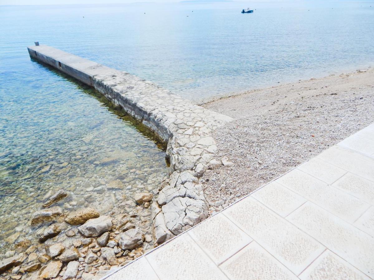Apartmani Jutro Novalja Εξωτερικό φωτογραφία