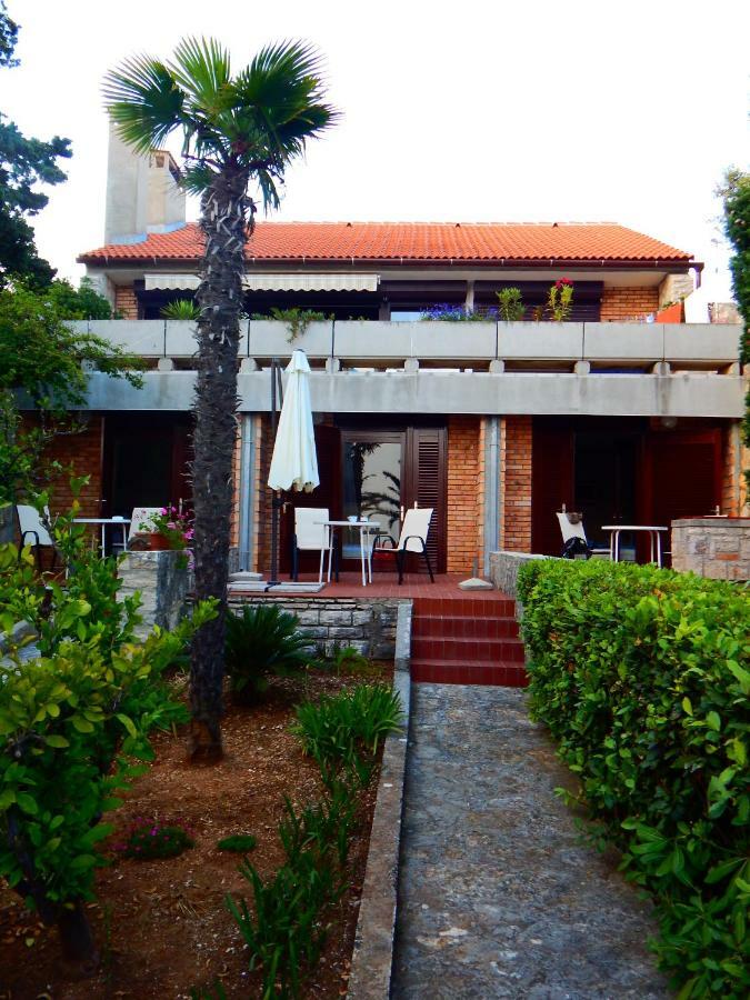 Apartmani Jutro Novalja Εξωτερικό φωτογραφία