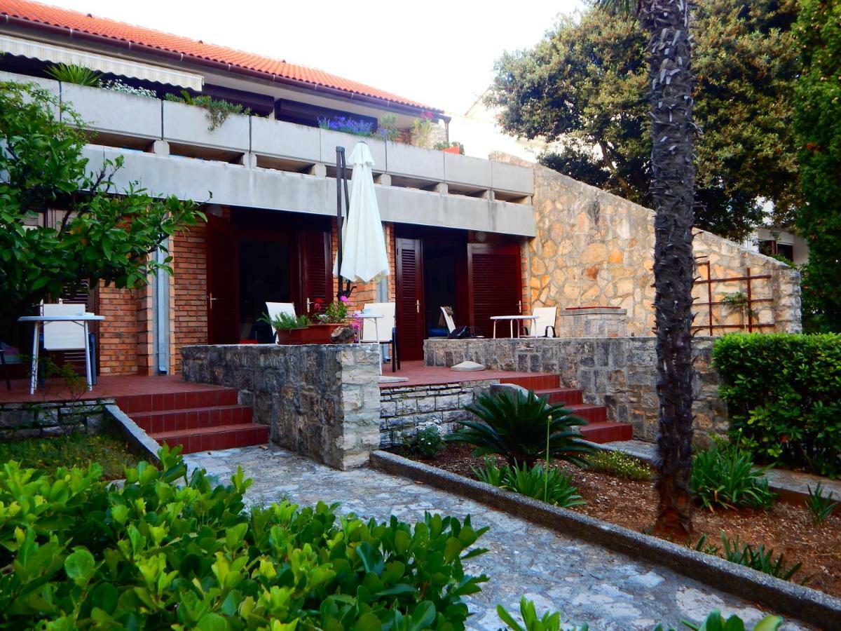 Apartmani Jutro Novalja Εξωτερικό φωτογραφία